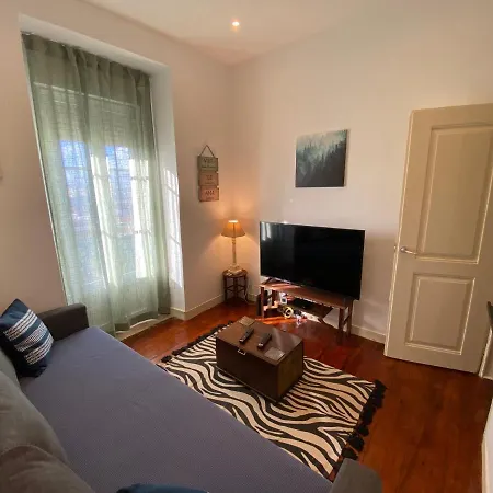 Manjericos House Ii *